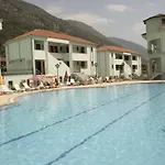 Dorian 3*