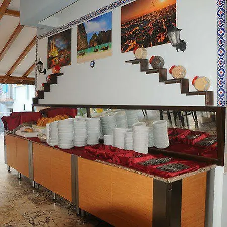 Hotel Dorian 3*
