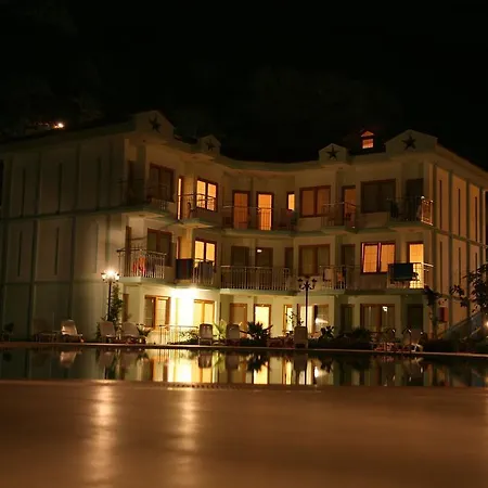 Hotel Dorian 2*