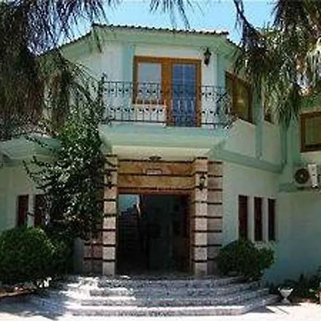 Hotel Dorian 2*